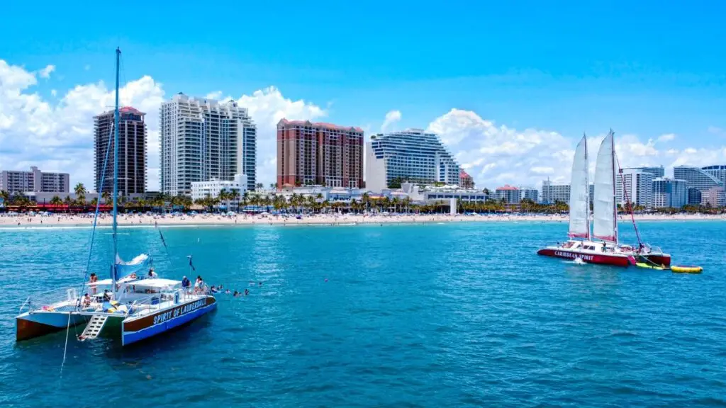Sailing Catamarans of Tropical Sailing